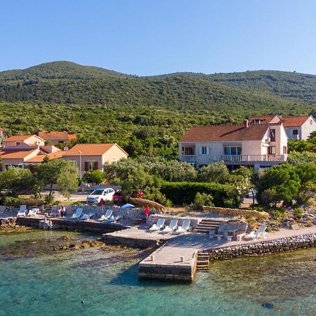 Apartments Mak Račišće エクステリア 写真