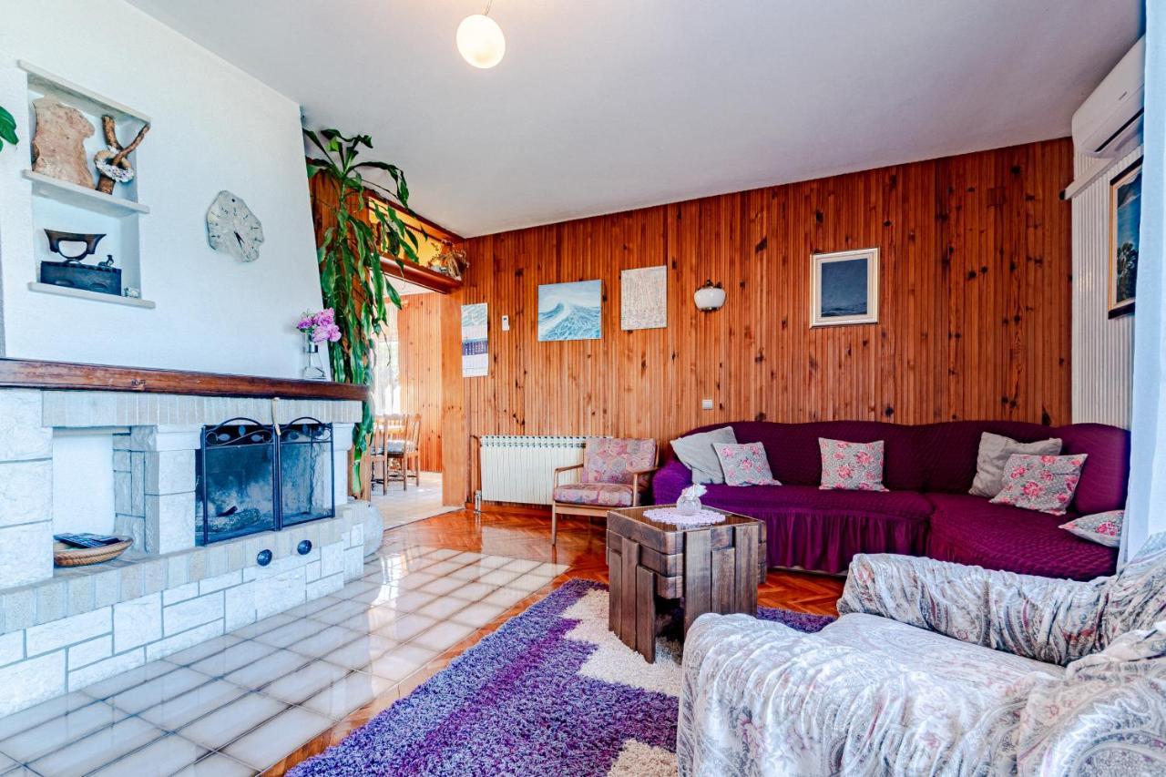 Apartments Mak Račišće エクステリア 写真
