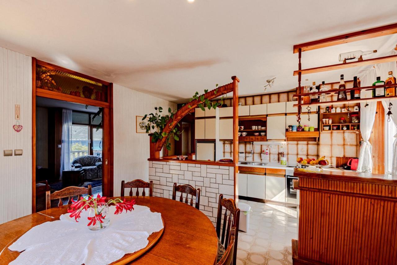 Apartments Mak Račišće エクステリア 写真