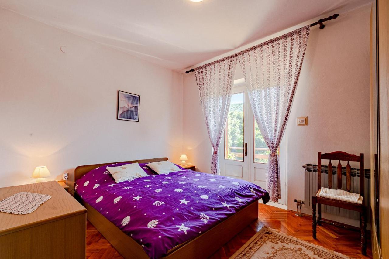 Apartments Mak Račišće エクステリア 写真