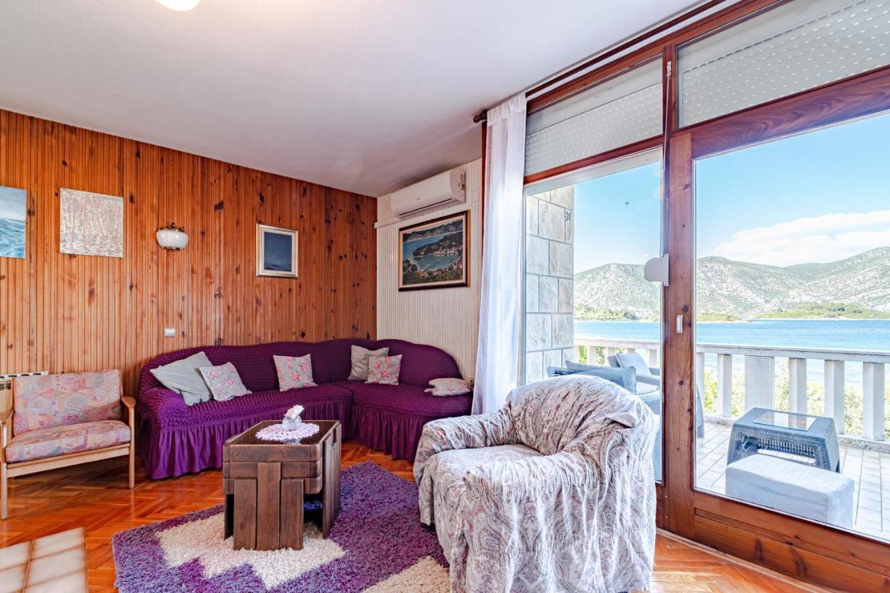 Apartments Mak Račišće エクステリア 写真