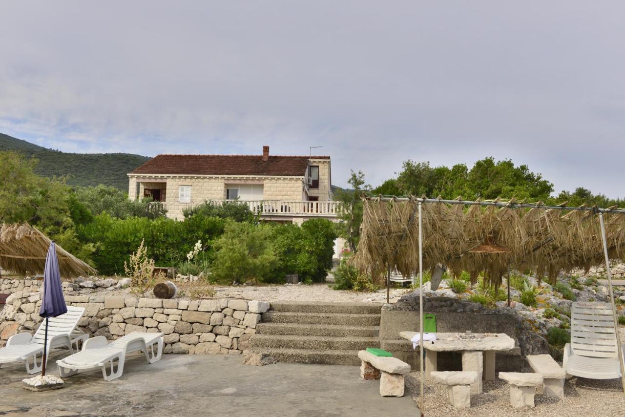 Apartments Mak Račišće エクステリア 写真